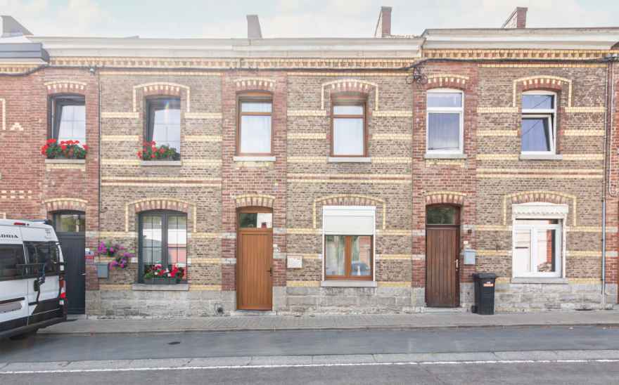 Maison en Vente à Treignes